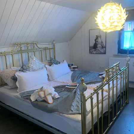 Casa Wellness Am Wald 140 Qm & Wellness Bed & Breakfast