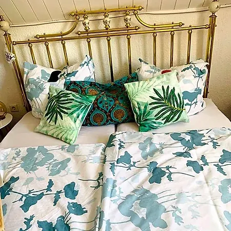 Casa Wellness Am Wald 140 Qm & Wellness Bed & Breakfast