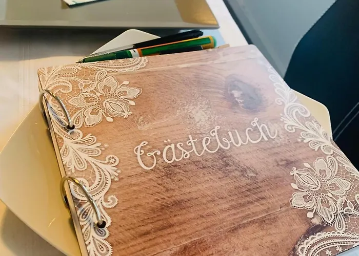 فندق مبيت وإفطار Casa Wellness Am Wald 140 Qm & Wellness Mörlenbach